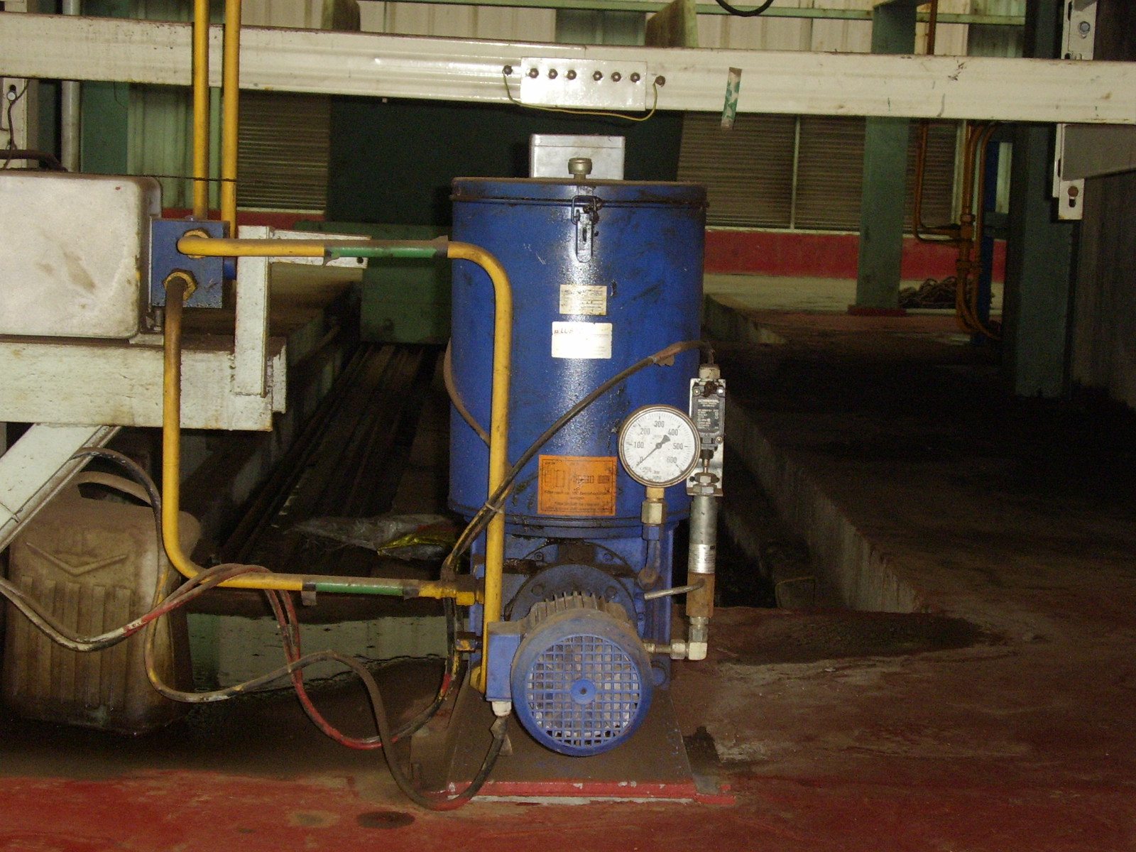 ��̳���������������⣬�о����Ǻܹ������õ��������ֿϹ�ҵ���޹�˾�ģ�����ѹ����450 bar���ң�