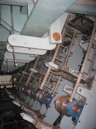 105-0518_IMG.JPG
