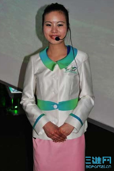 65C2R3JB2G0R0094.jpg